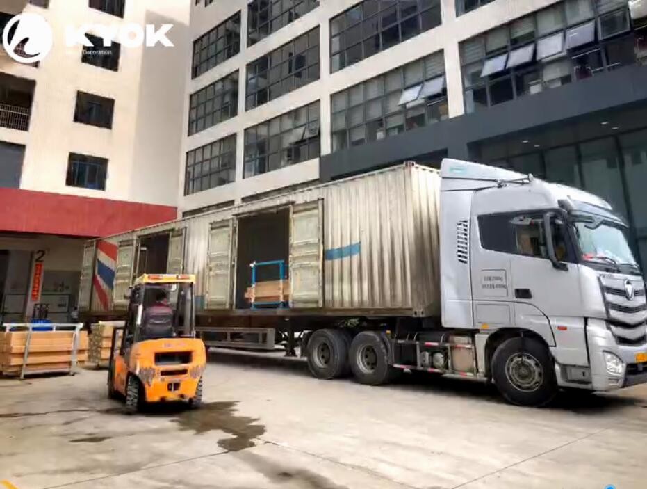 آخرین مورد شرکت بارگیری ظروف 45 پا